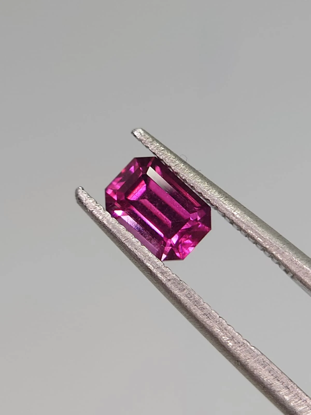 0.8ct Natural Umbalite Garnet Loose Gemstone from Tanzania — view 4